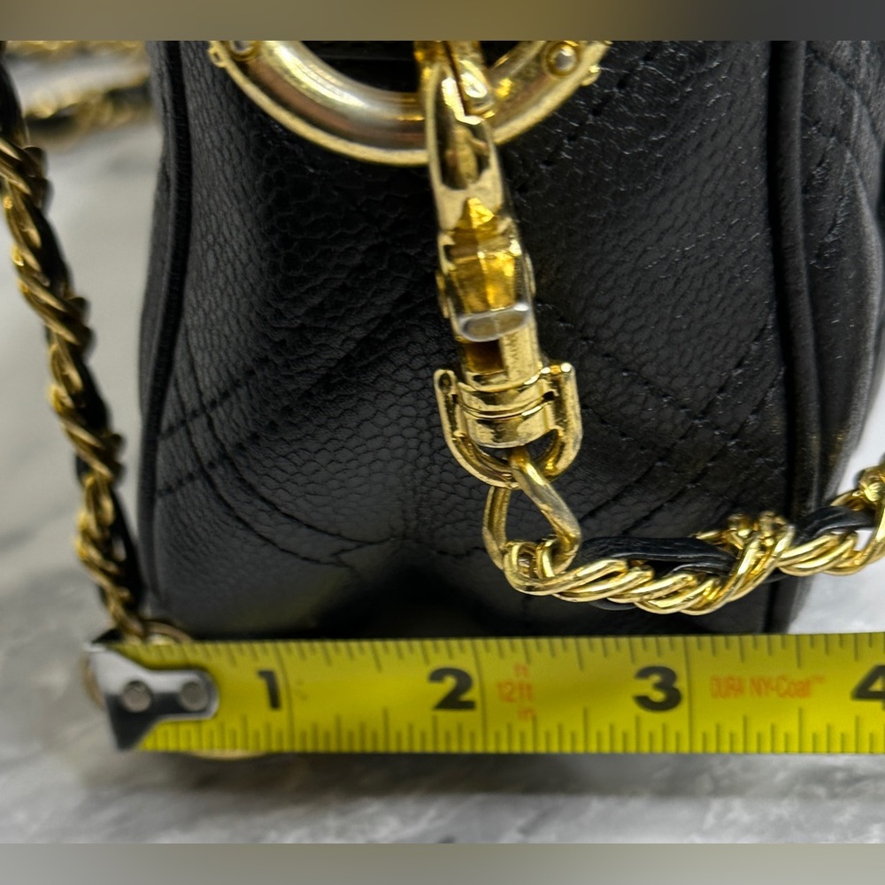 METROCITY ITALY Quilted Leather SERRATO Collection Black Gold Shoulder Bag EUC - Picture 11 of 15